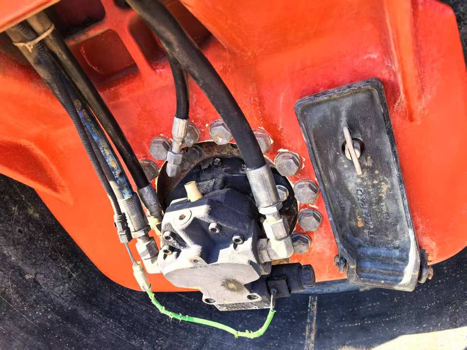 Hot Sale Used Dynapac CC6200 Road Roller Good Condition Double Steel Wheel Original Sweden Construction Machine Cheap Loader - Apisonadora de asfalto: foto 5 Hot Sale Used Dynapac CC6200 Road Roller Good Condition Double Steel Wheel Original Sweden Construction Machine Cheap Loader - Apisonadora de asfalto: foto 5