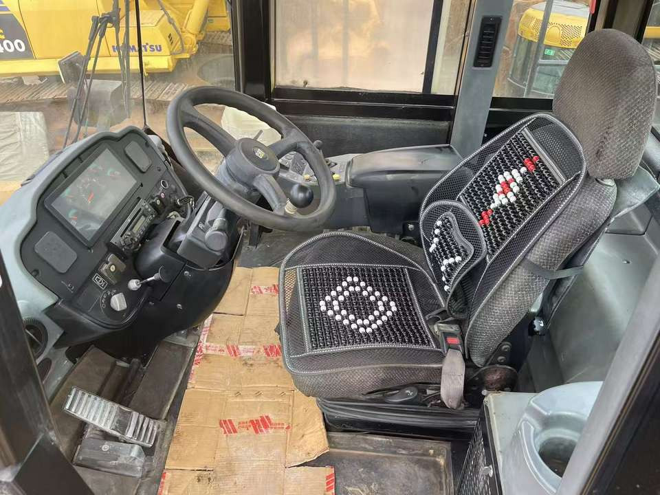 Used Cat Wheel Loader 986H for Sale Caterpillar Wheel Loader 986H in Good Condition - Cargadora de ruedas: foto 4 Used Cat Wheel Loader 986H for Sale Caterpillar Wheel Loader 986H in Good Condition - Cargadora de ruedas: foto 4