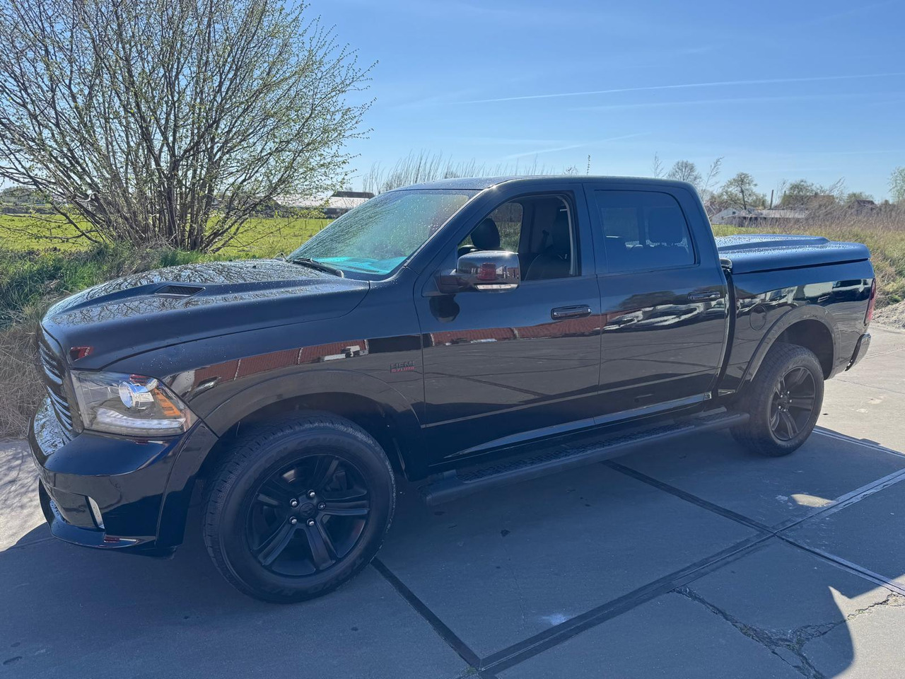Dodge ram sport crew cap 1500 , 5,7 liter hemi V8. Benzine + lpg VP-825-K - Pick-up: foto 3 Dodge ram sport crew cap 1500 , 5,7 liter hemi V8. Benzine + lpg VP-825-K - Pick-up: foto 3