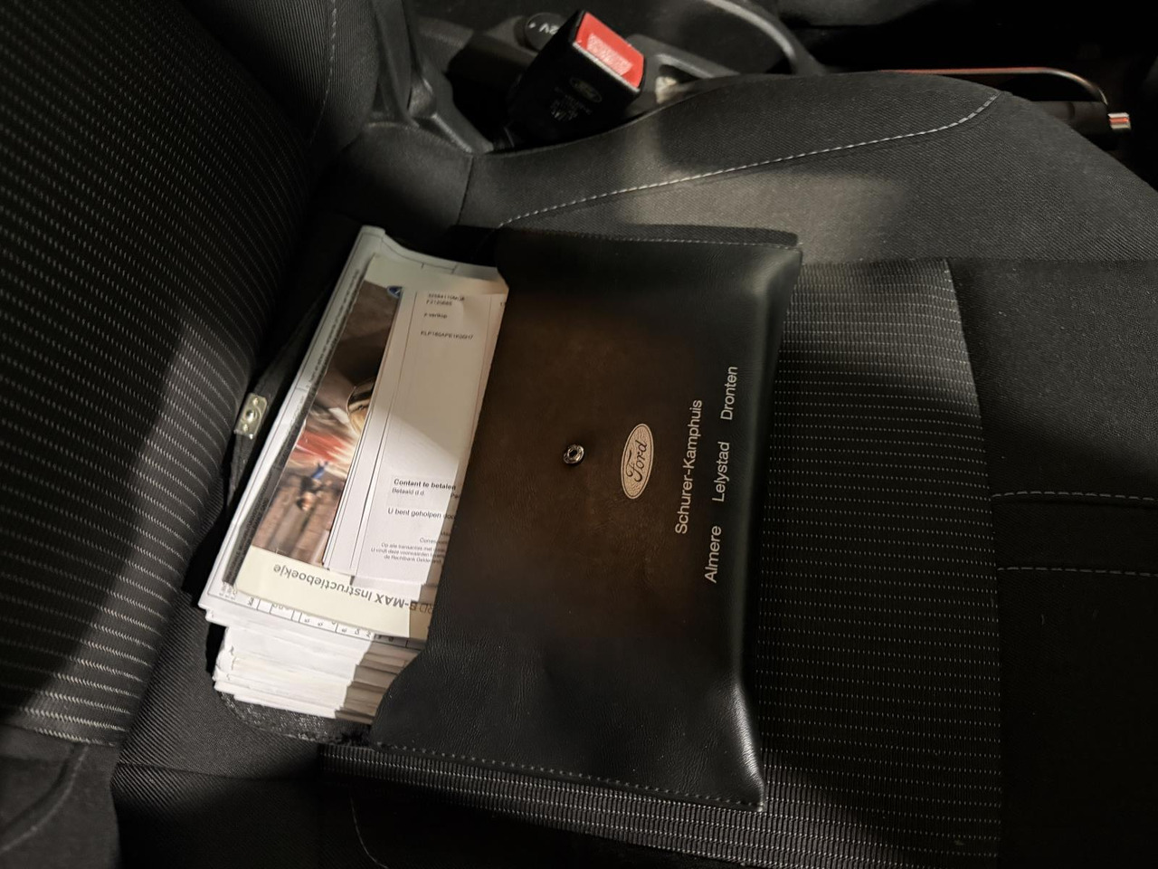 Ford | B-Max | 1.0 EcoBoost Titanium | 2015 | 149.480 km | GV907T | Logisch - Coche: foto 5 Ford | B-Max | 1.0 EcoBoost Titanium | 2015 | 149.480 km | GV907T | Logisch - Coche: foto 5