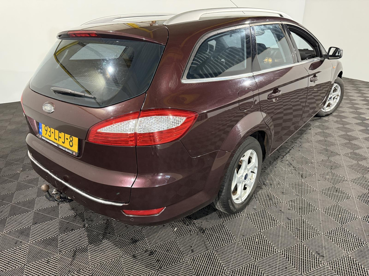 Ford | Mondeo Wagon | 2.0-16V Limited | 2010 | 193.300 km | 93LFJ8 | Logisch - Coche: foto 2 Ford | Mondeo Wagon | 2.0-16V Limited | 2010 | 193.300 km | 93LFJ8 | Logisch - Coche: foto 2