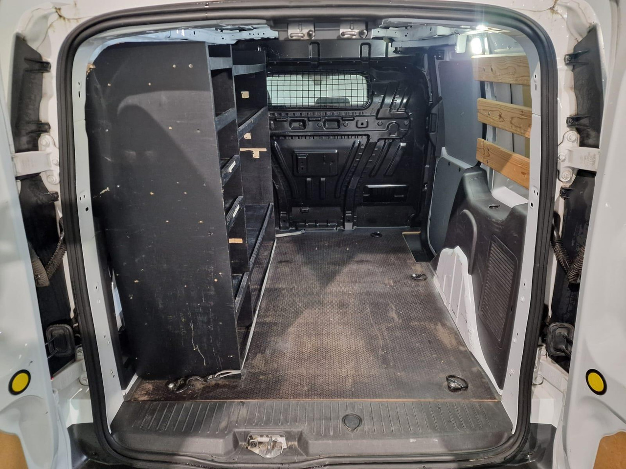 Ford Transit Connect 1.6 TDCI L1 Trend VR-432-K - Furgoneta pequeña: foto 3 Ford Transit Connect 1.6 TDCI L1 Trend VR-432-K - Furgoneta pequeña: foto 3