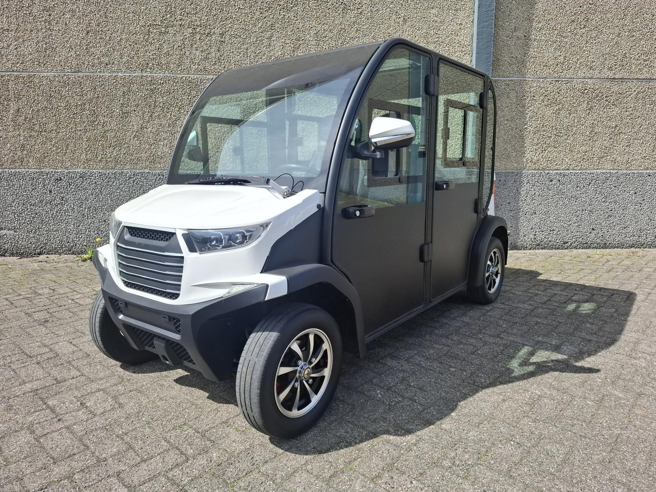 Italcar L4S E-Shuttle 4-zits Elektrische Golfkar (2021) - Carrito de golf: foto 1 Italcar L4S E-Shuttle 4-zits Elektrische Golfkar (2021) - Carrito de golf: foto 1
