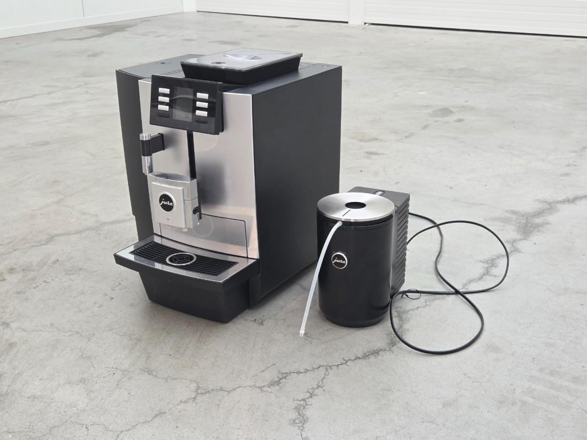 Jura X8 Platina Koffiemachine 2021+ Jura Cool Controle - Maquinaria de alimentación: foto 1 Jura X8 Platina Koffiemachine 2021+ Jura Cool Controle - Maquinaria de alimentación: foto 1