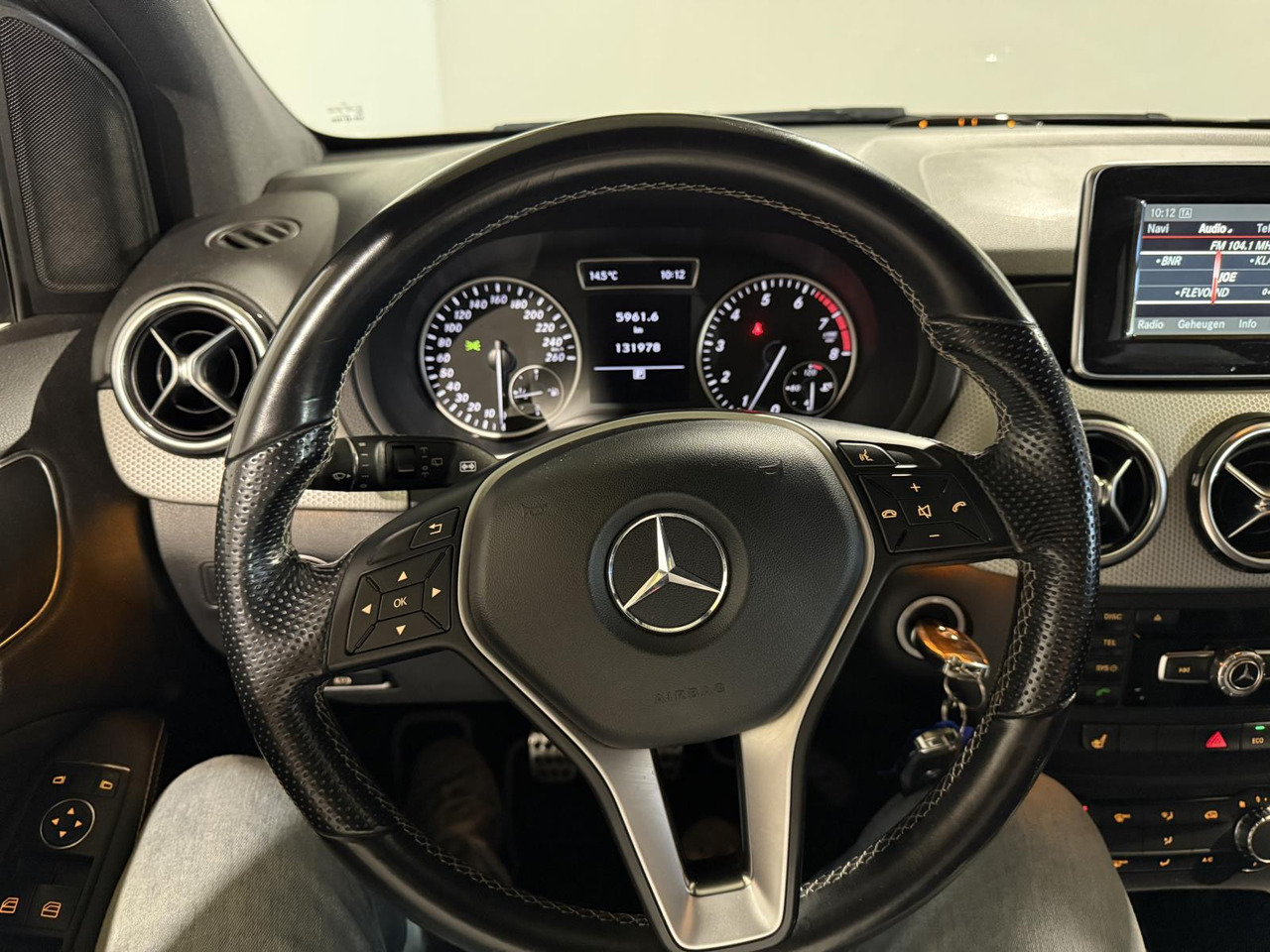 Mercedes-Benz | B-klasse | 180 Ambition | 2012 | 131.978 km | G005BR | Geen oordeel - Coche: foto 5 Mercedes-Benz | B-klasse | 180 Ambition | 2012 | 131.978 km | G005BR | Geen oordeel - Coche: foto 5