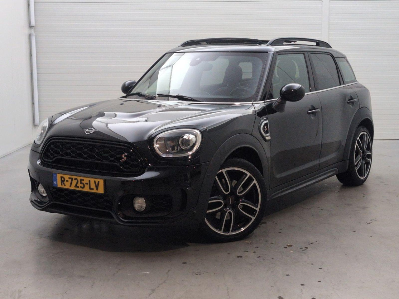 Mini Mini Countryman 2.0 Cooper S ALL4 Chili | 2019 | 109.779 km | Automaat | R725LV | NAP: Geen oordeel - SUV/ Todoterreno: foto 1 Mini Mini Countryman 2.0 Cooper S ALL4 Chili | 2019 | 109.779 km | Automaat | R725LV | NAP: Geen oordeel - SUV/ Todoterreno: foto 1
