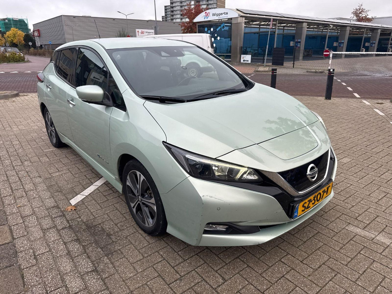 Nissan LEAF 2.ZERO EDITION 40 kWh | 2018 | 118.966 km | Automaat | SZ307T | NAP: Logisch - Hatchback: foto 2 Nissan LEAF 2.ZERO EDITION 40 kWh | 2018 | 118.966 km | Automaat | SZ307T | NAP: Logisch - Hatchback: foto 2