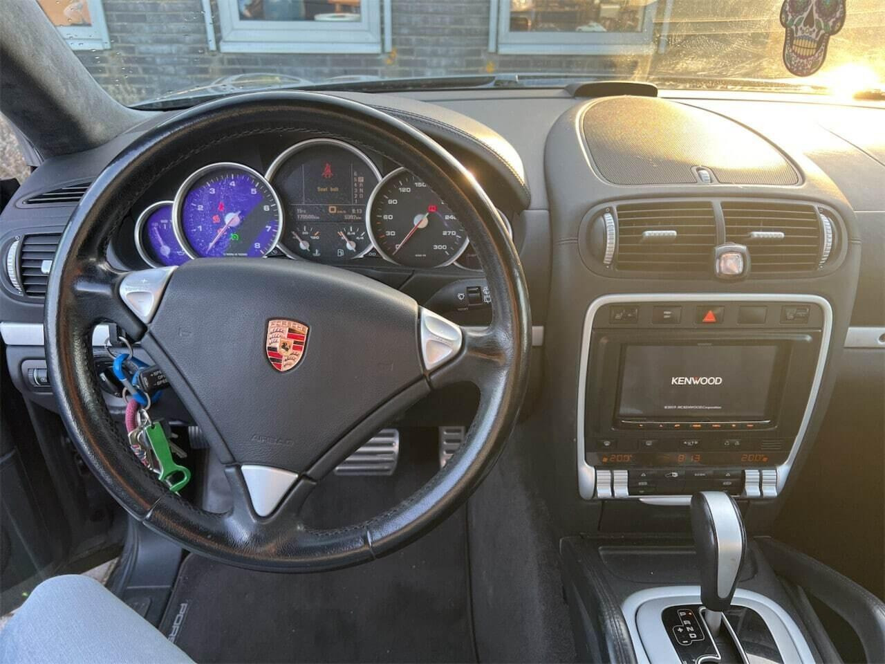 Porsche | Cayenne | 4.5 Turbo | 2004 | 170.500 km | H648BN | Geen oordeel - SUV/ Todoterreno: foto 5 Porsche | Cayenne | 4.5 Turbo | 2004 | 170.500 km | H648BN | Geen oordeel - SUV/ Todoterreno: foto 5