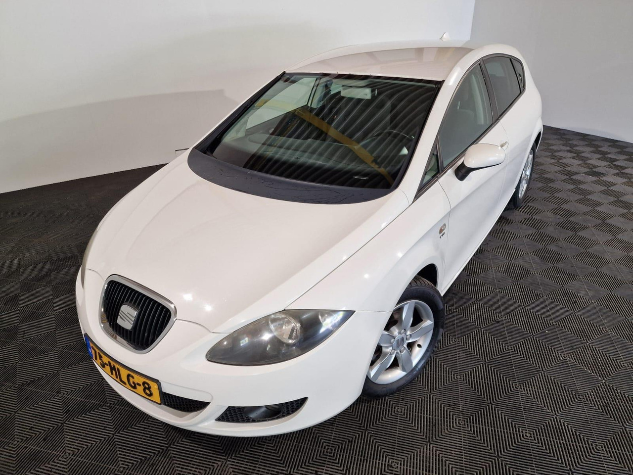 SEAT Leon 1.4 TSI Business Style 75-HLG-8 268.116 km - Coche: foto 1 SEAT Leon 1.4 TSI Business Style 75-HLG-8 268.116 km - Coche: foto 1
