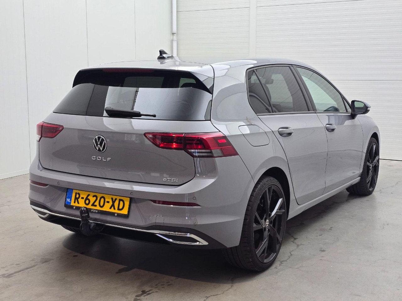 Volkswagen Golf 1.5 eTSI R - Line Business+ | 2022 | 46.250 km | Automaat | R620XD | NAP: Geen oordeel - Hatchback: foto 4 Volkswagen Golf 1.5 eTSI R - Line Business+ | 2022 | 46.250 km | Automaat | R620XD | NAP: Geen oordeel - Hatchback: foto 4