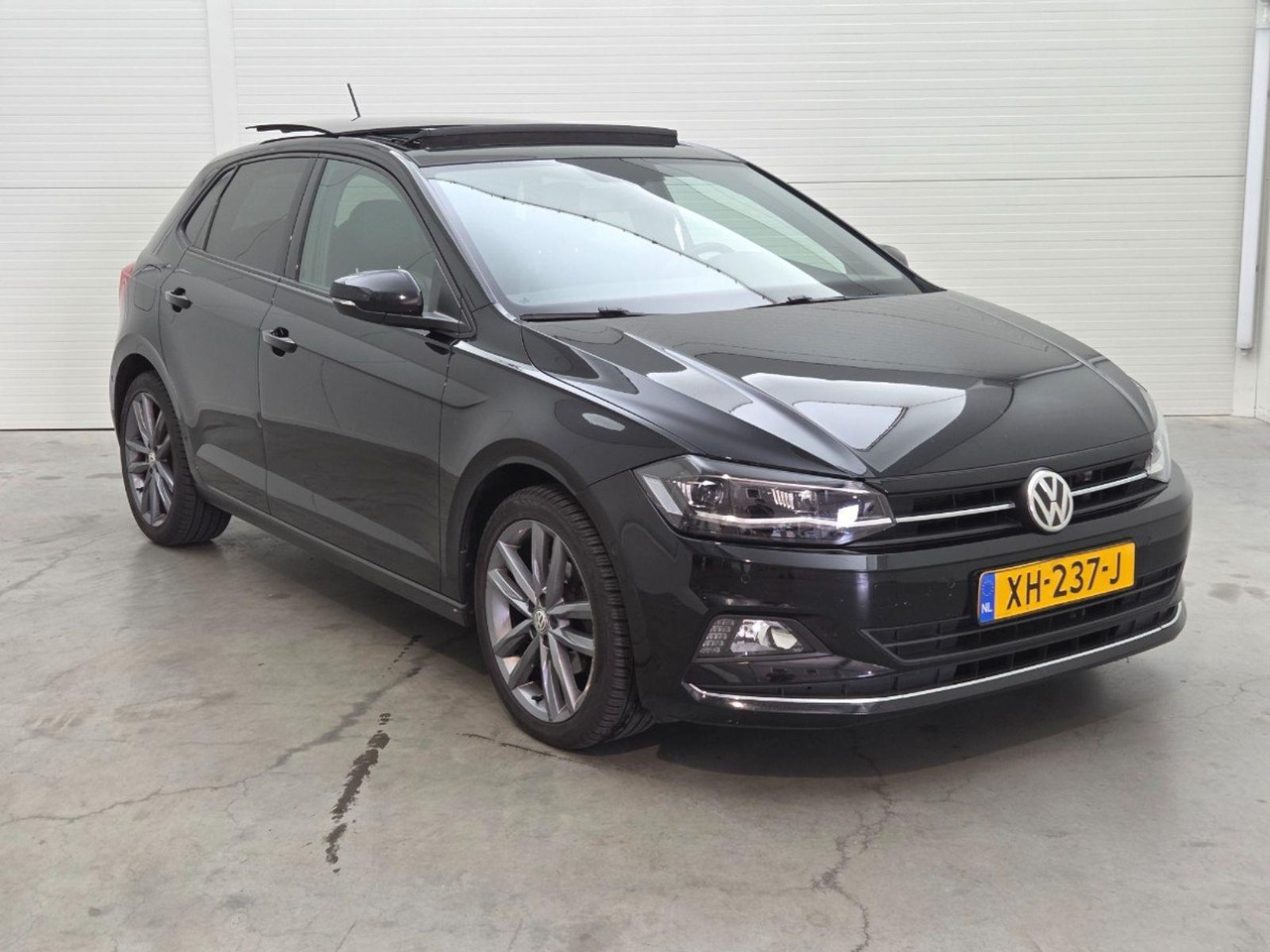 Volkswagen Polo 1.0 TSI Highline | 2019 | 193.826 km | Automaat | XH237J | NAP: Logisch - Hatchback: foto 2 Volkswagen Polo 1.0 TSI Highline | 2019 | 193.826 km | Automaat | XH237J | NAP: Logisch - Hatchback: foto 2