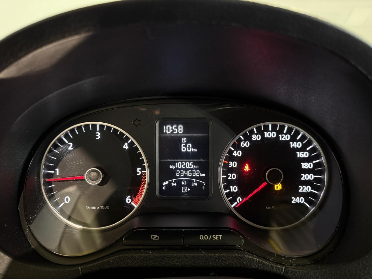 Volkswagen | Polo | 1.2 TDI BlueMotion Comfortline | 2012 | 234.632 km | 07THZ6 | Logisch - Hatchback: foto 5 Volkswagen | Polo | 1.2 TDI BlueMotion Comfortline | 2012 | 234.632 km | 07THZ6 | Logisch - Hatchback: foto 5