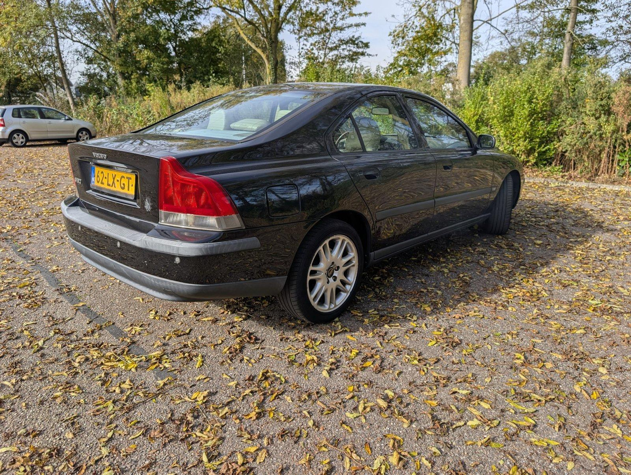 Volvo | S60 | 2.5 T AWD | 2003 | 298.390 km | Automaat | 62LXGT | Logisch - Sedan: foto 3 Volvo | S60 | 2.5 T AWD | 2003 | 298.390 km | Automaat | 62LXGT | Logisch - Sedan: foto 3