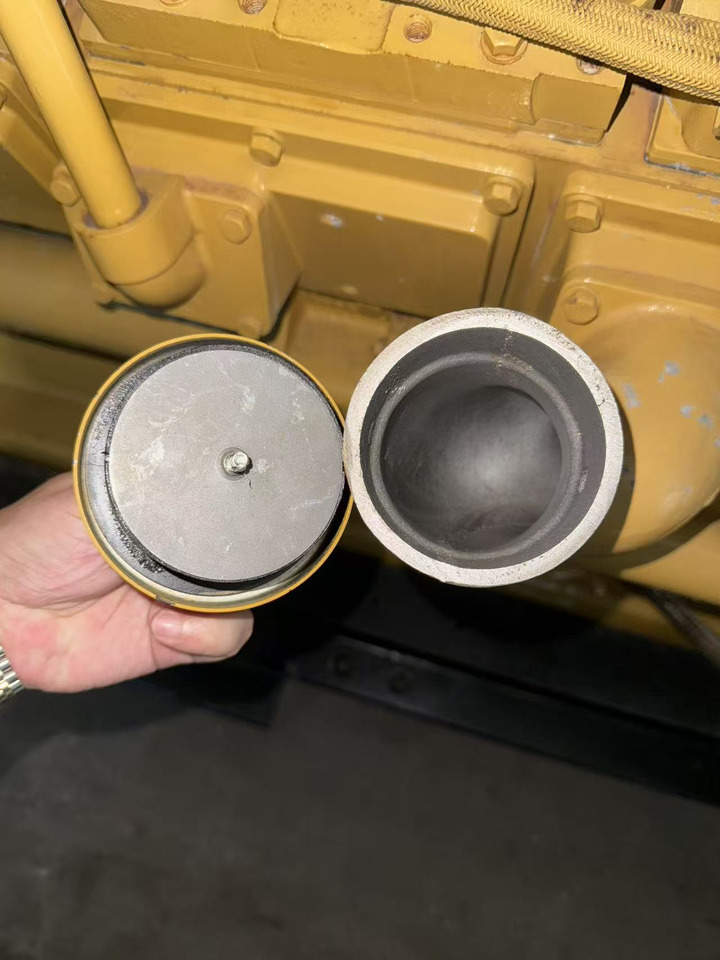 CATPILLAR 2200F 3516 - Herramienta/ Equipo: foto 4 CATPILLAR 2200F 3516 - Herramienta/ Equipo: foto 4