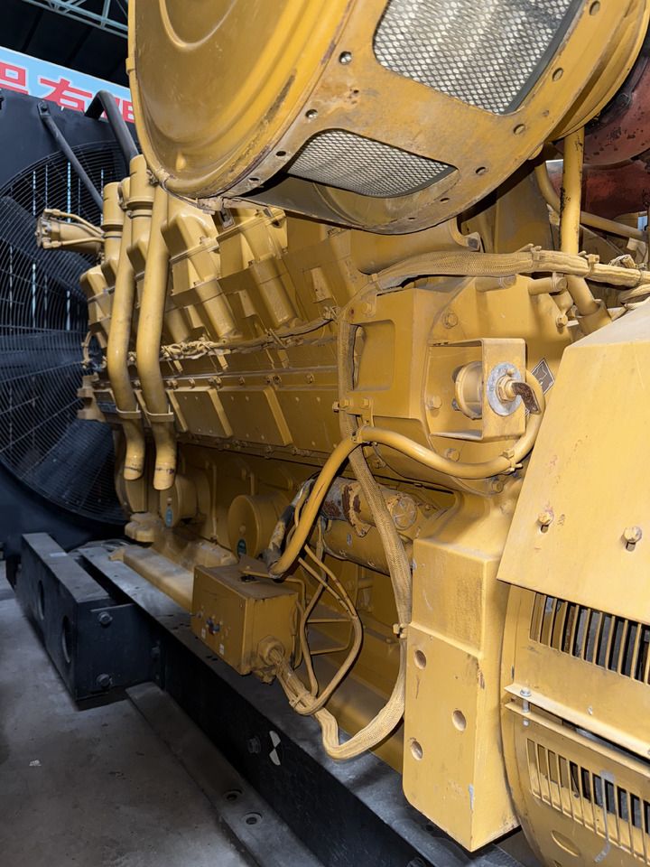 CATPILLAR 3512 - Motor para Maquinaria de construcción: foto 4 CATPILLAR 3512 - Motor para Maquinaria de construcción: foto 4