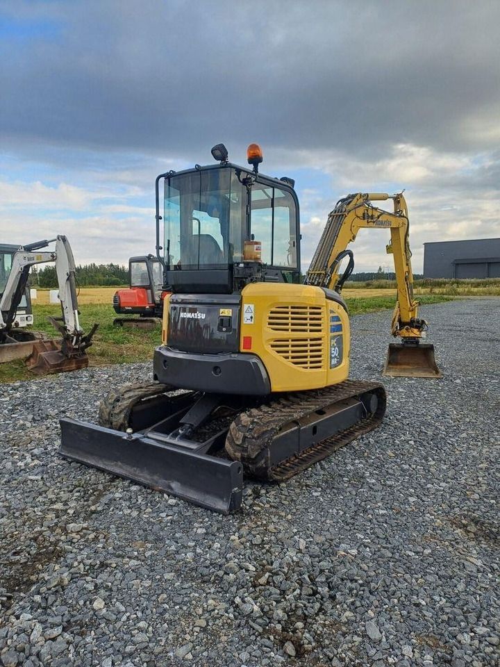 Miniexcavadora Komatsu pc50mr-2 Engcon pyörittäjällä: foto 7