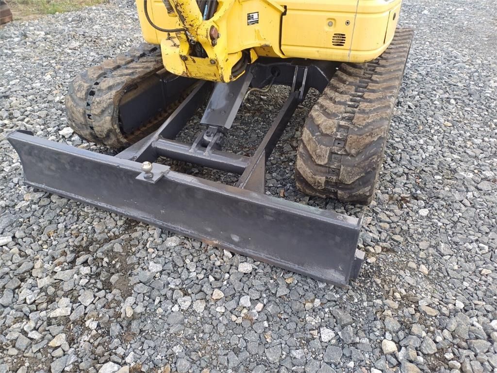 Miniexcavadora Komatsu pc50mr-2 Engcon pyörittäjällä: foto 9