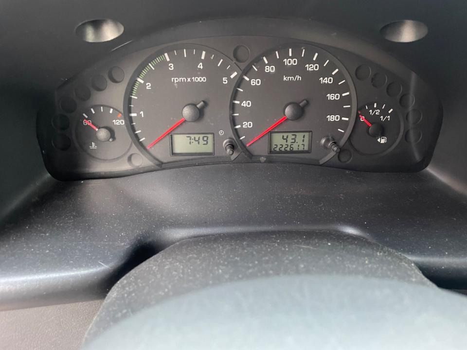Ford Transit/mit Rollstuhl-Hebebühne - Furgoneta de pasajeros: foto 3 Ford Transit/mit Rollstuhl-Hebebühne - Furgoneta de pasajeros: foto 3