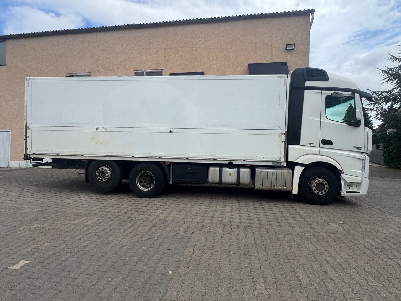 Mercedes-Benz Actros2545/Lift-Lenk/Mitnahmestp/Retder - Transporte de bebidas camión: foto 2 Mercedes-Benz Actros2545/Lift-Lenk/Mitnahmestp/Retder - Transporte de bebidas camión: foto 2