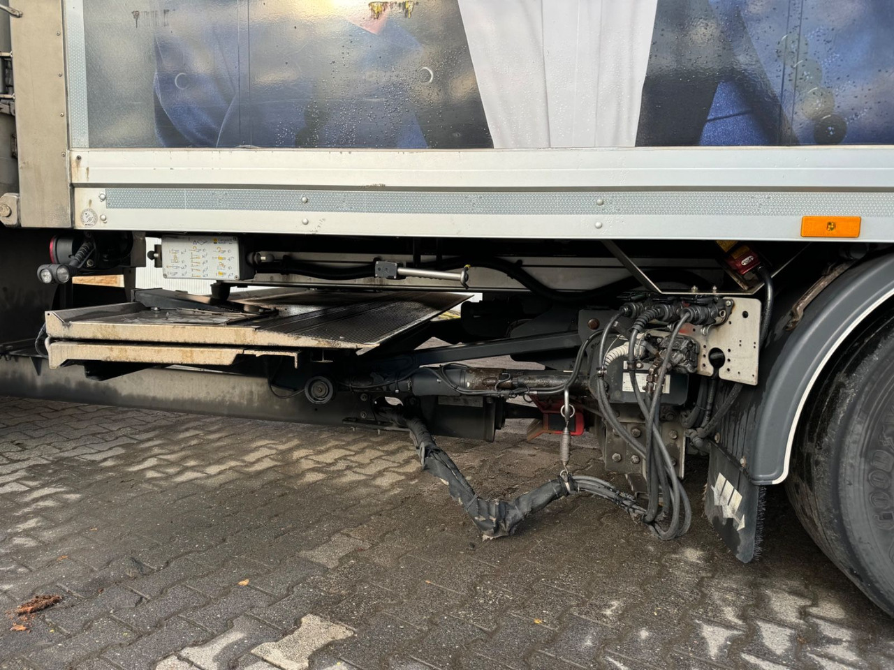 Mercedes-Benz Antos 2540/Durchladbar/2xLBW/Frigoblock - Frigorífico camión: foto 5 Mercedes-Benz Antos 2540/Durchladbar/2xLBW/Frigoblock - Frigorífico camión: foto 5