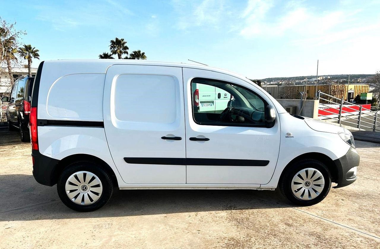 Mercedes Benz Citan 111 cdi Long - Furgoneta pequeña: foto 3 Mercedes Benz Citan 111 cdi Long - Furgoneta pequeña: foto 3
