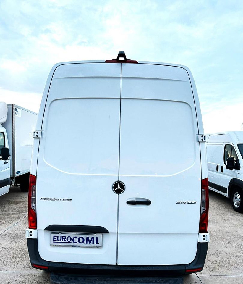 Leasing financiero de Mercedes Benz Sprinter 314 F 39/35 leasing Mercedes Benz Sprinter 314 F 39/35: foto 6 Leasing financiero de Mercedes Benz Sprinter 314 F 39/35 leasing Mercedes Benz Sprinter 314 F 39/35: foto 6