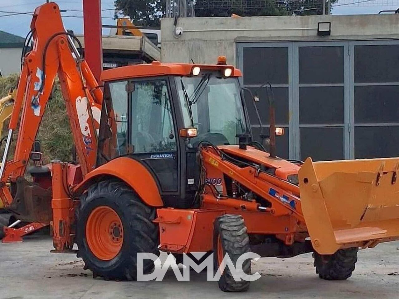 FIAT KOBELCO FB100 - Retroexcavadora: foto 1 FIAT KOBELCO FB100 - Retroexcavadora: foto 1