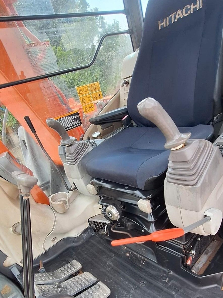 HITACHI ZX70LC - Miniexcavadora: foto 5 HITACHI ZX70LC - Miniexcavadora: foto 5