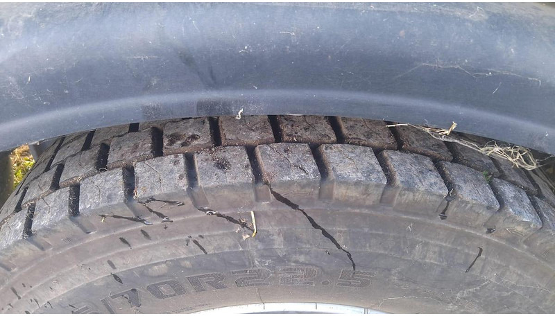 Iveco STRALIS 330 EEV - Semirremolque plataforma/ Caja abierta: foto 5 Iveco STRALIS 330 EEV - Semirremolque plataforma/ Caja abierta: foto 5