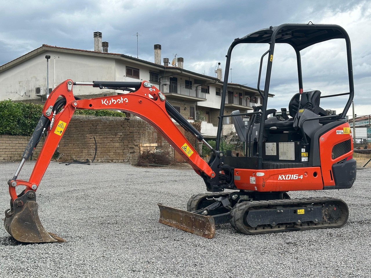 KUBOTA KX016-4 - Miniexcavadora: foto 5 KUBOTA KX016-4 - Miniexcavadora: foto 5