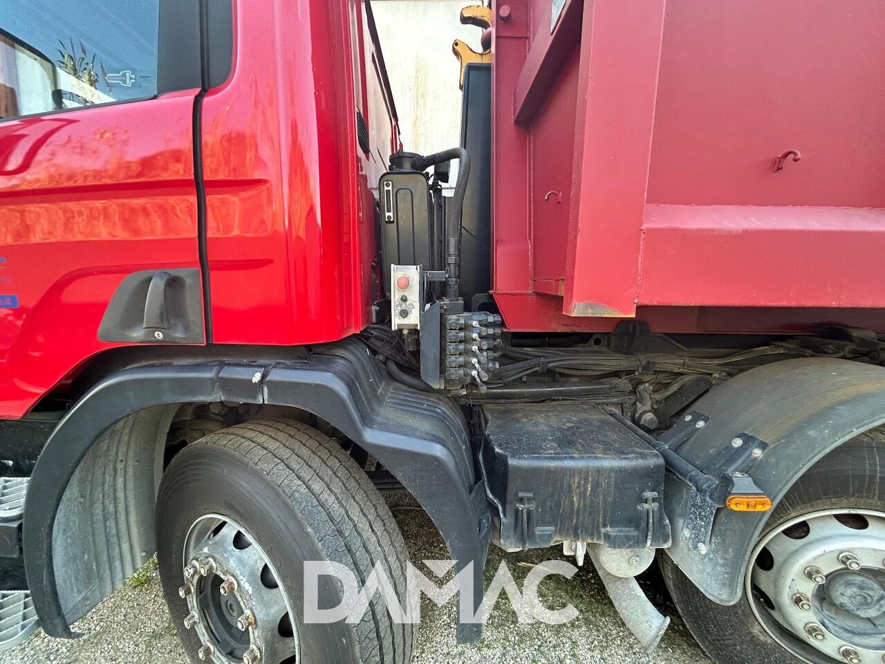 SCANIA 420 - Volquete camión: foto 4 SCANIA 420 - Volquete camión: foto 4