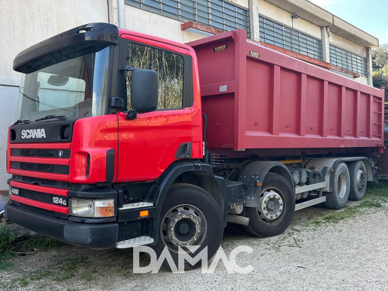 SCANIA 420 - Volquete camión: foto 1 SCANIA 420 - Volquete camión: foto 1