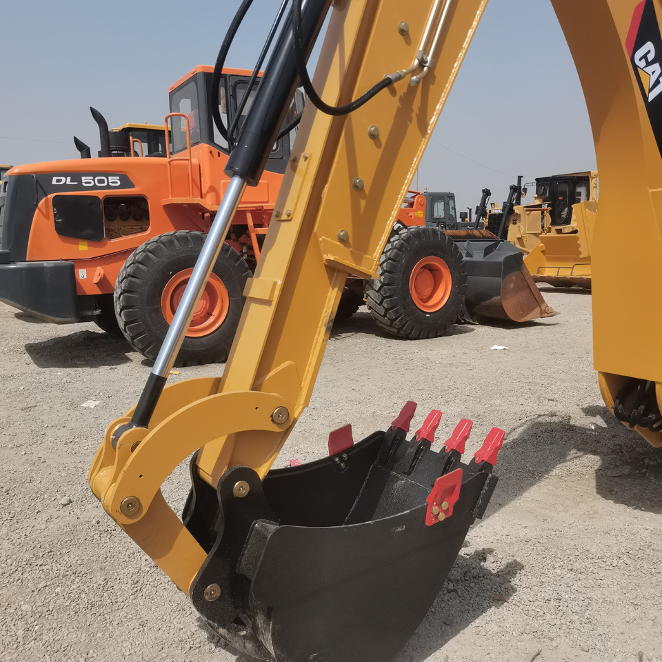 Retroexcavadora nuevo CATERPILLAR 420F: foto 9