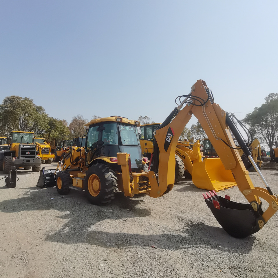 Retroexcavadora nuevo CATERPILLAR 420F: foto 8