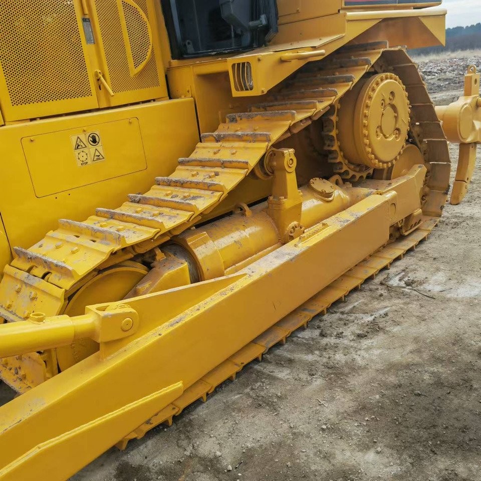 Bulldozer CATERPILLAR D8R: foto 17