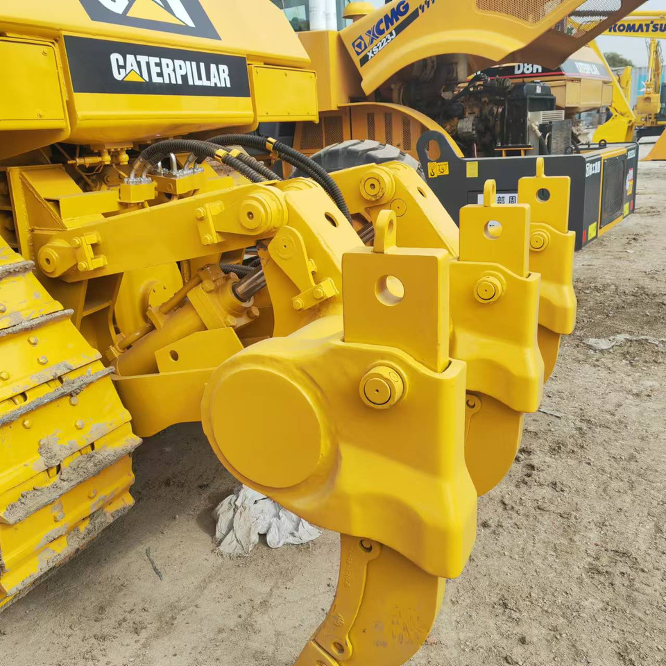 Bulldozer CATERPILLAR D8R: foto 9
