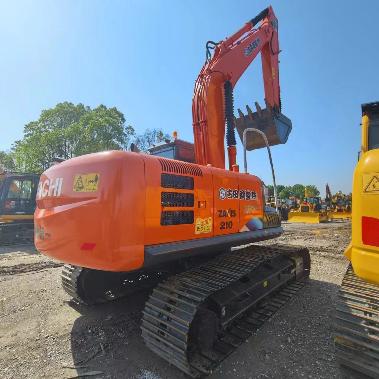 HITACHI ZX210 - Excavadora de cadenas: foto 4 HITACHI ZX210 - Excavadora de cadenas: foto 4