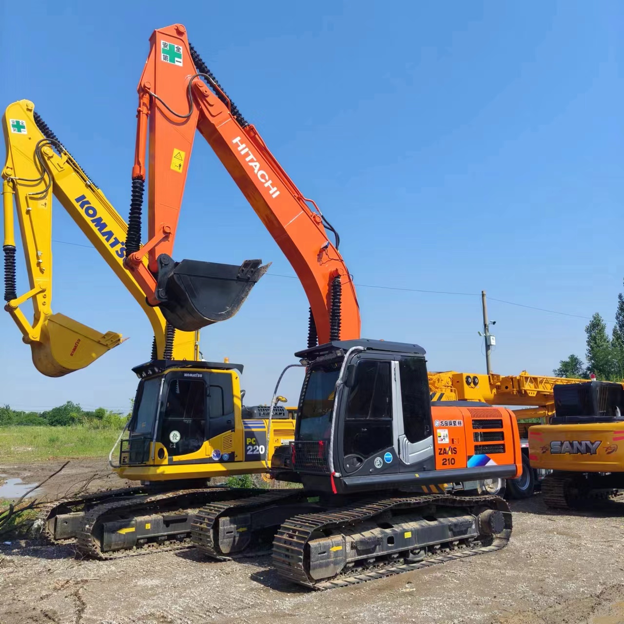 HITACHI ZX210 - Excavadora de cadenas: foto 2 HITACHI ZX210 - Excavadora de cadenas: foto 2