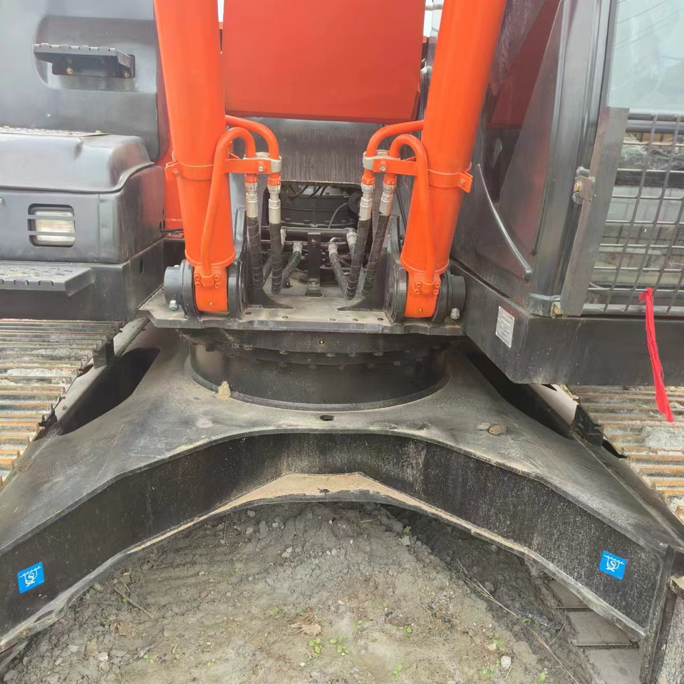 Excavadora de cadenas HITACHI ZX240: foto 7