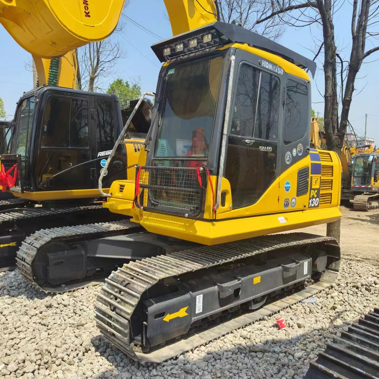 Excavadora de cadenas KOMATSU PC130: foto 6