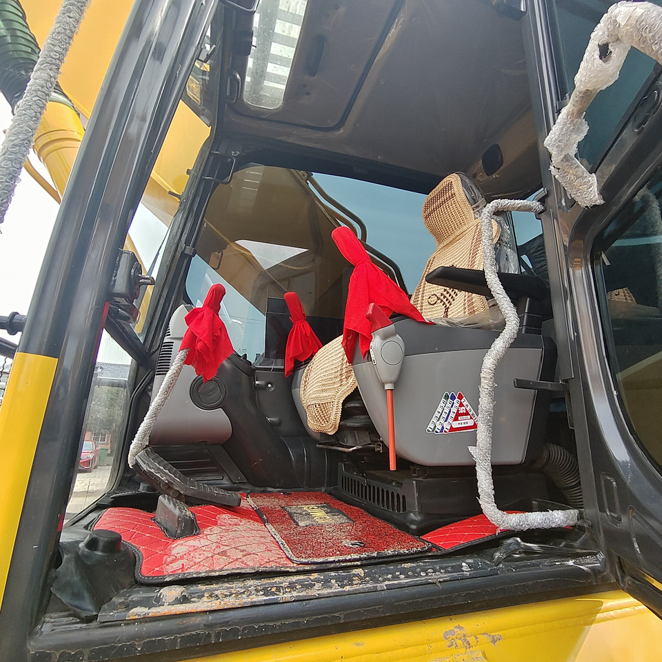 Excavadora de cadenas KOMATSU PC450-8: foto 12