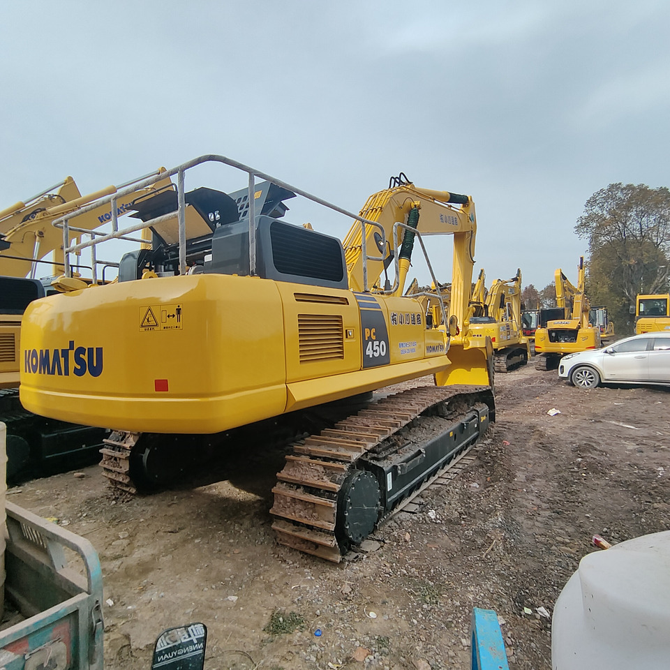 Excavadora de cadenas KOMATSU PC450-8: foto 9