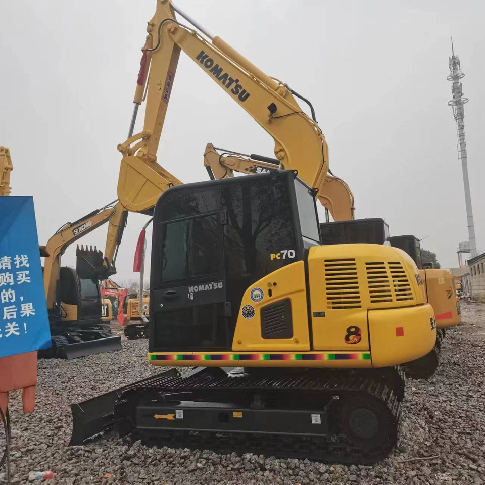 Miniexcavadora KOMATSU PC70: foto 10