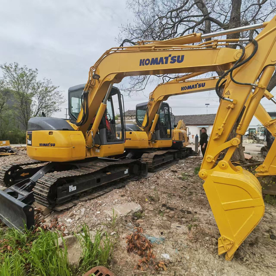 KOMATSU PC78US - Excavadora de cadenas: foto 1 KOMATSU PC78US - Excavadora de cadenas: foto 1