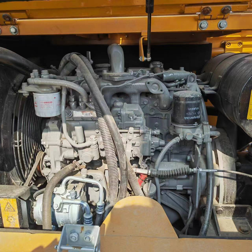Excavadora de cadenas SANY SY95C: foto 14