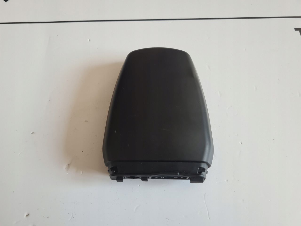 FORD KAMERA PASA RUCHU PRZEDNIA RADAR FORD F-MAX CARGO EURO 6 - Sistema eléctrico para Camión: foto 2 FORD KAMERA PASA RUCHU PRZEDNIA RADAR FORD F-MAX CARGO EURO 6 - Sistema eléctrico para Camión: foto 2