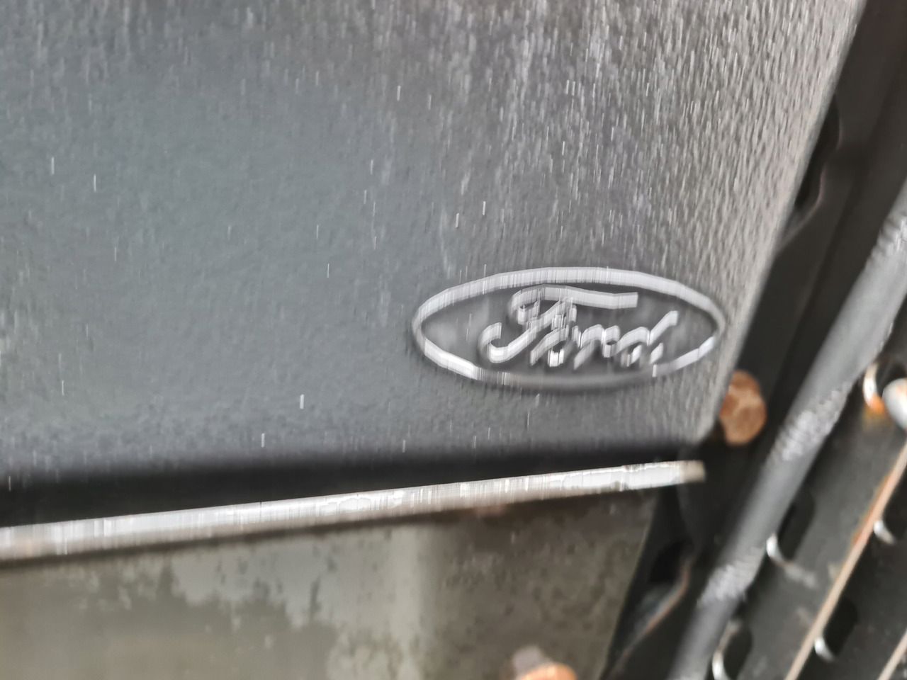 FORD ZBIORNIK ADBLUE FORD F-MAX CARGO - Depósito de AdBlue para Camión: foto 4 FORD ZBIORNIK ADBLUE FORD F-MAX CARGO - Depósito de AdBlue para Camión: foto 4