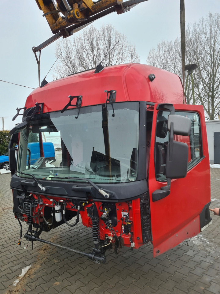 GOŁA SZKIELET POSZYCIE BLACHA RENAULT GAMA T RANGE EURO 6 - Cabina: foto 2 GOŁA SZKIELET POSZYCIE BLACHA RENAULT GAMA T RANGE EURO 6 - Cabina: foto 2