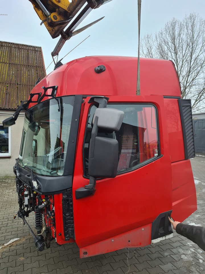 GOŁA SZKIELET POSZYCIE BLACHA RENAULT GAMA T RANGE EURO 6 - Cabina: foto 4 GOŁA SZKIELET POSZYCIE BLACHA RENAULT GAMA T RANGE EURO 6 - Cabina: foto 4
