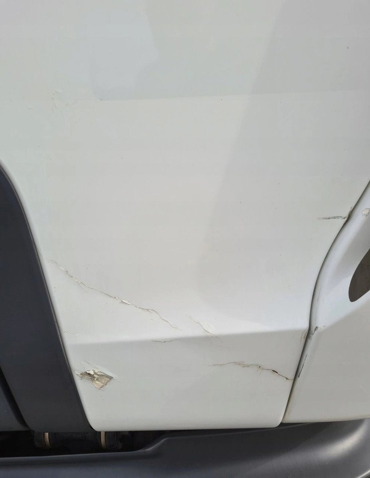 RENAULT MASKA ATRAPA PRZÓD KABINY ORYGINAŁ RENAULT GAMA D WIDE EURO 6 SZEROKA 2M - Capota para Camión: foto 2 RENAULT MASKA ATRAPA PRZÓD KABINY ORYGINAŁ RENAULT GAMA D WIDE EURO 6 SZEROKA 2M - Capota para Camión: foto 2